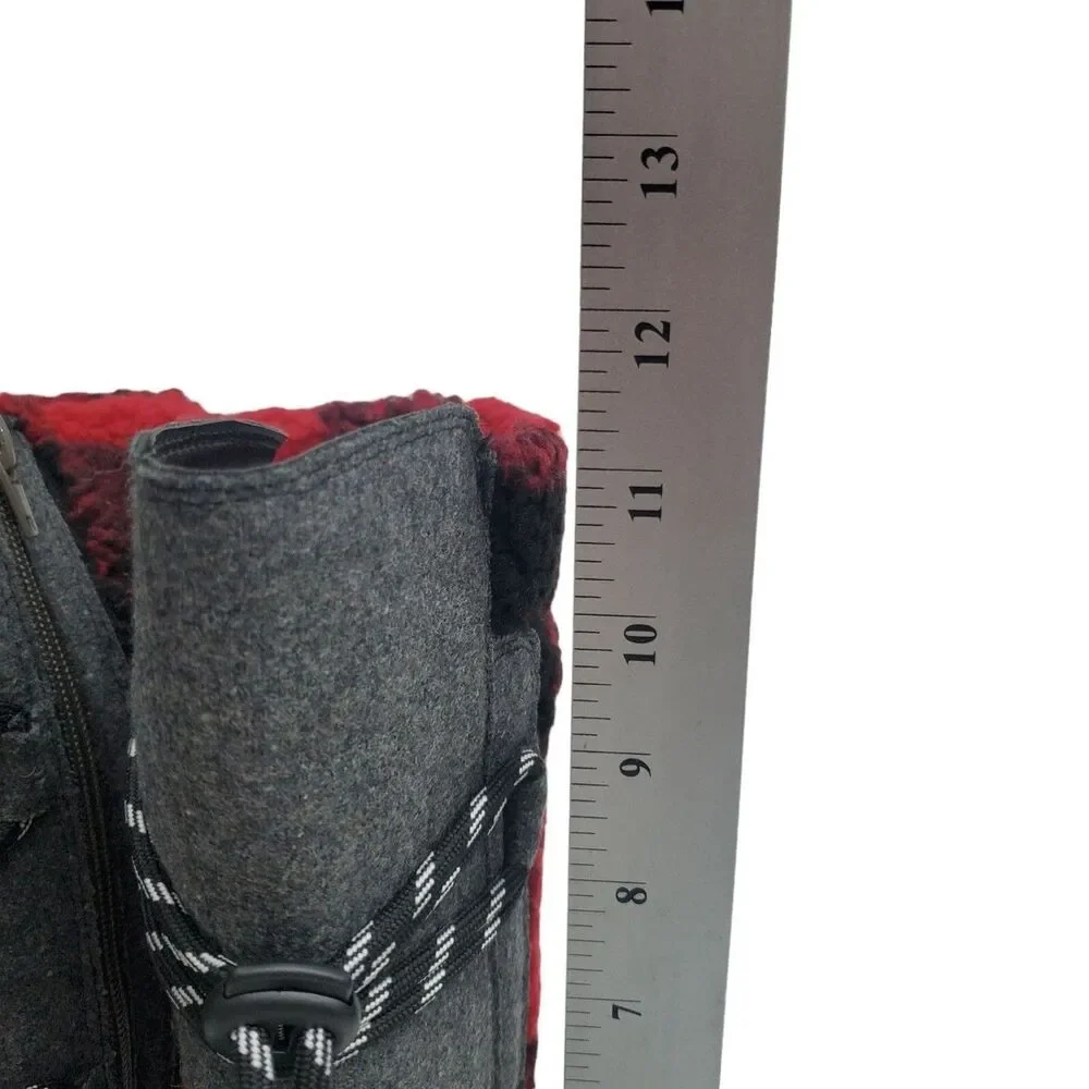 Muk Luks Dinah Boots Womens 8 Buffalo Plaid Water Resistant Cabin Core Gorpcore